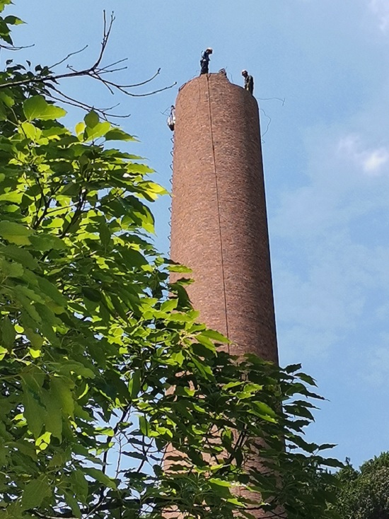 煙囪拆除公司 水泥煙囪是怎么拆除的？